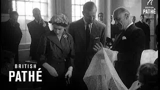 Selected Originals - Nottingham Lacemakers Meet The Queen Aka Queen In Nottingham (1955)