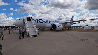 МС-21-300 («Магистральный самолёт XXI века»)