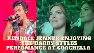 Kendall jenner enjoying the Harry styles perfomance at Coachella Festival #harrystyles#kendalljenner