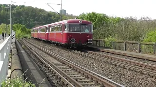 Koblenz Horchheimer Eisenbahnbrücke 13.04.2024 : Schienenbus Komposition der AKE-Eisenbahntouristik