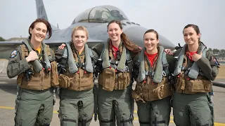 All Female F-16 Fighter Pilots Sortie Breaking Barries at Misawa, Japan 女性パイロット