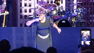 Anita Baker: "Same Ole Love" - Radio City Music Hall New York, NY 2/13/19