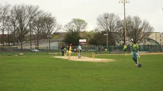 Gayle and Azharuddin batting vs Wanderers