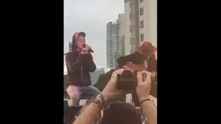 Justin Bieber singing Boyfriend at Fox FM World Famous Roof Top in Melbourne, September 28, 2015