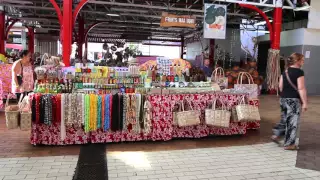 Polynésie française Tahiti Papeete Marché municipal / French Polynesia Pape'ete Municipal market