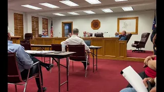 Mayor Don McLaughlin informs City Council of arriving immigrants. (Improved audio)