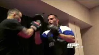 UFC 98: Hitting the Mitts - Frankie Edgar