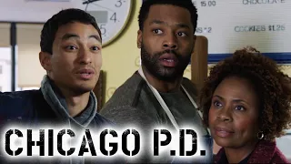 Local Gang Terrorises Shop Owners in Chicago | Chicago P.D