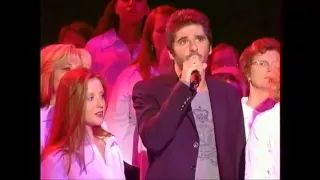 Les 500 choristes avec Patrick Fiori et Mimie Mathy  - Message personnel - (Greek subtitles)