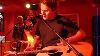 Ben Howard - These Waters live @ Pitcher Düsseldorf 24.09.2010