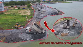 EP 173 / Red area​​​ Be careful of the ground​ !Truck SCANIA ​By Wheel Loader Push Stones into Water