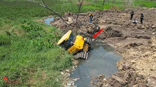 Incredible Dozer Fail In Water And Technical Skill Help Successful Out In Water By Heavy Crane Dozer
