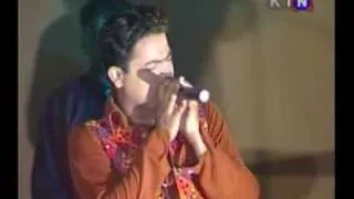 Najaf Ali performanse on stage O Munjha sindhi song ktn kashish