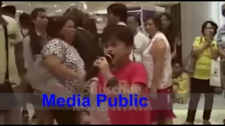 heboh!!! suara emas anak ini menggetarkan mall