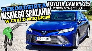 2019 Toyota Camry 2.5 Hybrid - Ile NAJMNIEJ spali w mieście?