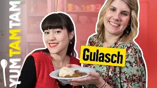 Ungarisches Gulasch // Mit Hefeknödeln // #yumtamtam