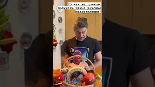 да.это опять Николай и магазин SPAR, вам нравятся подобные видео..Ну тогда на здоровье!(январь2022)