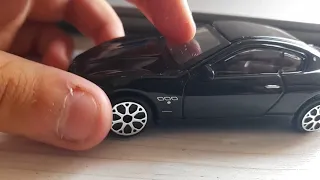 unboxing maserati granturismo della burago in scala 1/43