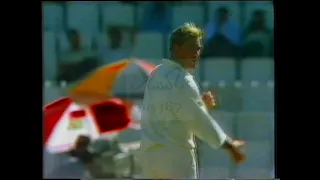 Shane Warne vs Salim Malik I Maiden Over I Rawalpindi 1994