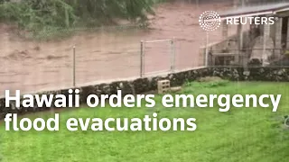 Hawaii orders emergency flood evacuations