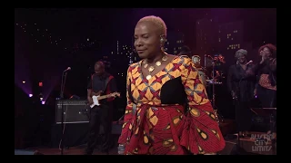 Angélique Kidjo: Afirika