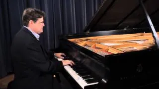 Wade Daniel, pianist, plays "Fly Me To The Moon"