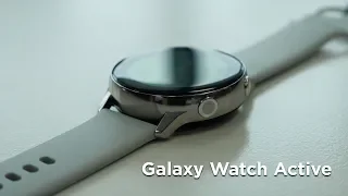 Распаковка Samsung Galaxy Watch Active / Компактные "неубивайки"