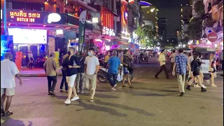 Happy Nightlife - Phnom Penh Street Scene - Cambodia Night Tour