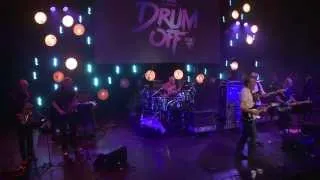 Steve Ferrone feat. Questlove "Pick Up The Pieces" at Guitar Center's Drum-Off Finals