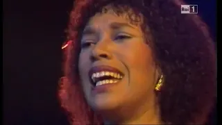 POINTER SISTERS - Slow Hand (Discoring 1981 Italian TV)