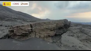 17/11/2021 Bloques erráticos del cono en la colada de Tacande. Erupción La Palma IGME