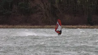 Curly windsurfing