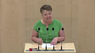 2021-06-17 160 Olga Voglauer Grünen - Nationalratssitzung