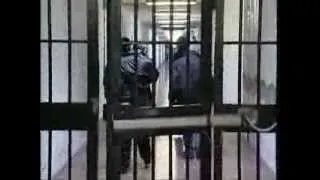 L'ALTRA FACCIA DEL CARCERE DI SECONDIGLIANO: la vita della polizia penitenziaria