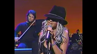 Christina Aguilera "Beautiful" live on David Letterman (2002)
