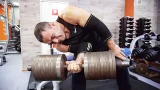 He lifts 80 kg with ONE HAND! Rustam Babayev from Ukraine