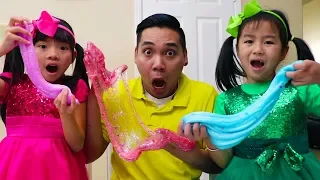 Jannie & Emma Making Satisfying Slime w/ Funny Colored Surprise Balloons