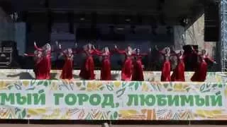 Ансамбль армянского народного танца "Арцах" из Будённовска на главной сцене Ставропольского края