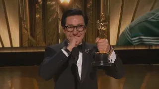 OSCARS 2023 - KE HUY QUAN WINS BEST SUPPORTING ACTOR!
