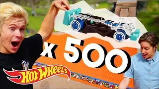 500 Carros Contra La Mega Rampa con Tanner Fox | Hot Wheels Unlimited | Hot Wheels Español