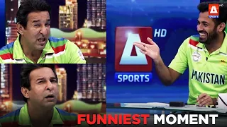 Laughable act by Wasim Akram 😂  what happens when a journalist ask a question in Shudh Hindi.