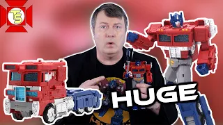 TRANSFORMERS OPTIMUS PRIME Siege Oversized Knockoff Review