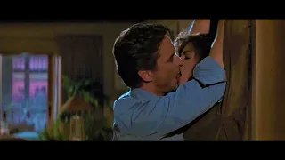 Basic Instinct - Kiss Scene