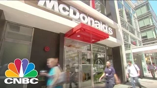McDonald's Tests Build Your Own Burger: The Bottom Line | CNBC