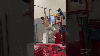 That didn’t work as well as we thought 😅 @rileyloos37 #gymnastics #gymnast #olympics #calisthenics
