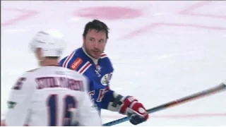 Ковальчук вступает в конфронтацию / Ilya Kovalchuk loses his cool at the final buzzer