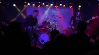 Messer Chups - Mini Skirt (live 08/11/2022)