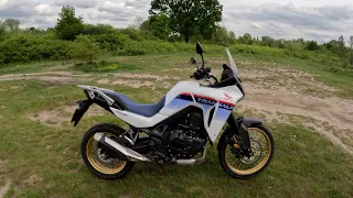 Honda Transalp 750 2023 MY. Review and testing on tarmac and gravel. Is it worth buying?