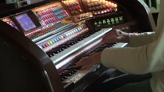 Walter Hammel Plays An “Old Time Theatre Organ Medley” On The Lowrey Prestige Virtual Orchestra.