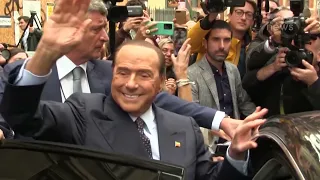 Top News - Putin-Berlusconi, një mik i vërtetë! Vdekja e Berlusconit, fundi i një epoke